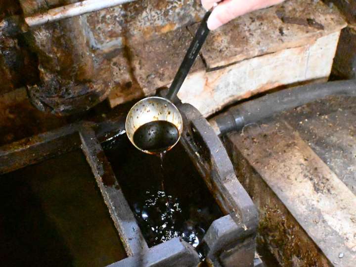 ▲搾り出された生醤油