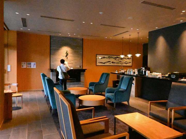 ▲ラウンジ磐座。コーヒーやおもてなしのドリンク、おやつなどが楽しめる