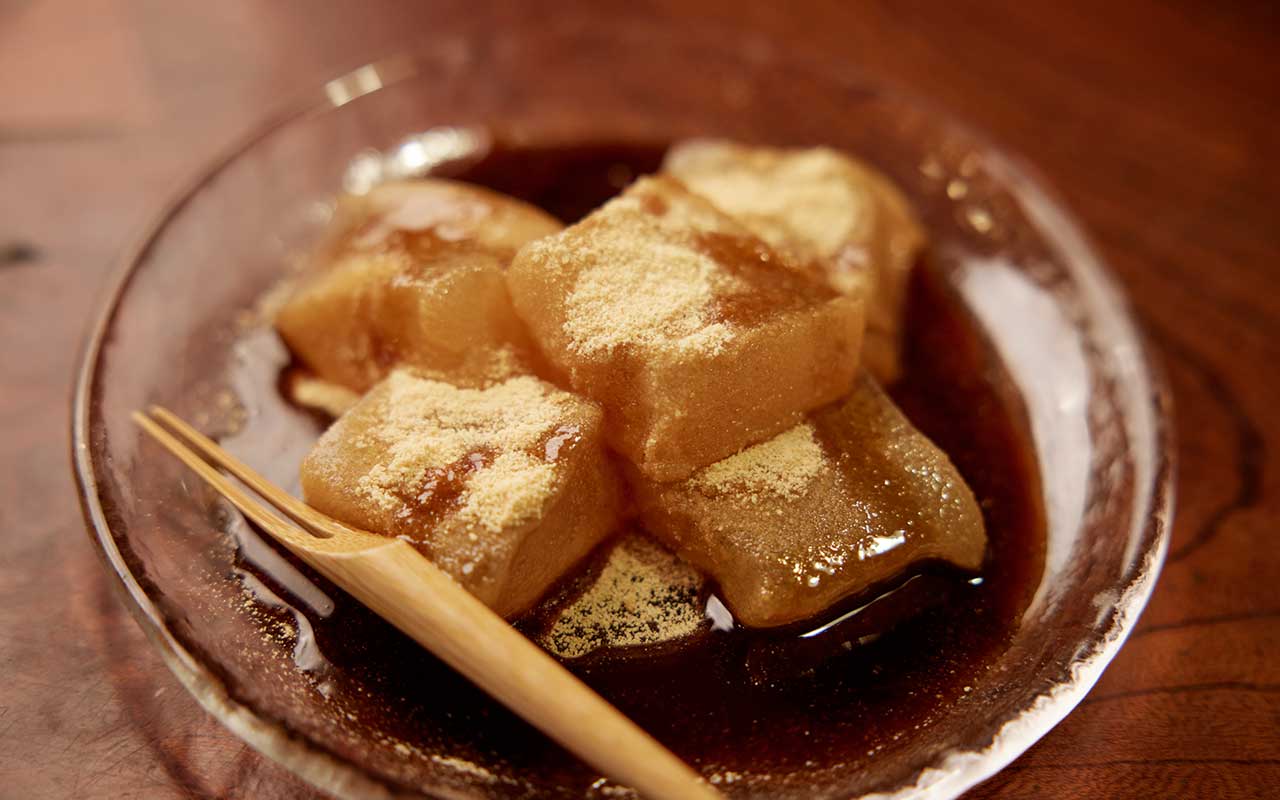 小宮山雄飛 蕎麦呑みの名店 利庵 わらび餅