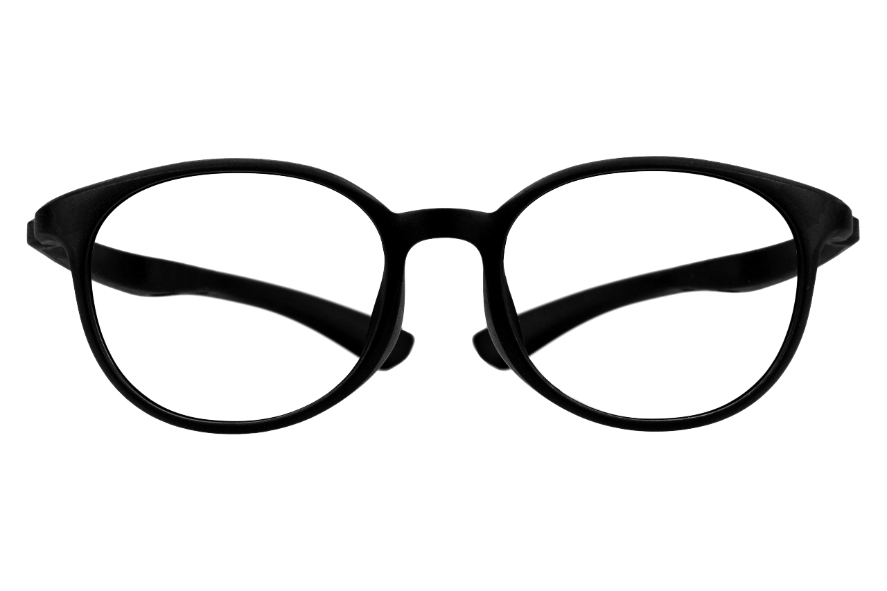 金属不使用のあり得ないメガネ。Zoff「ガリレオ」に顔なじみの良いシャープなモデルが追加