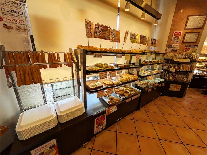 ▲読んだら買いたくなるPOPも魅力の一つ