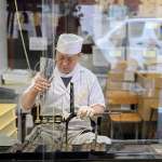 ▲運が良ければ焼いている姿を見られるかも