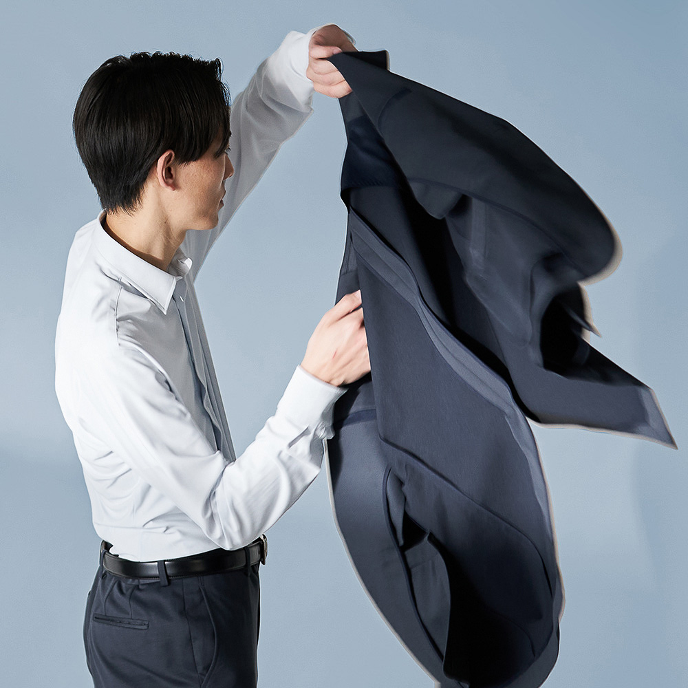 30回洗濯しても新品同様!? 洗濯のプロとスーツのプロがコラボした、そのアイテムって一体何者？