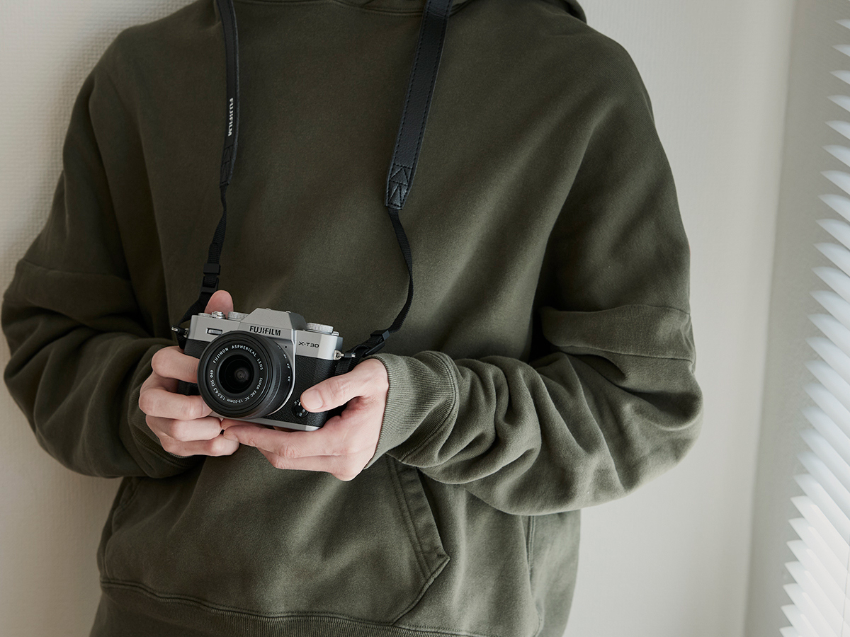 コンデジには負けない！ 5大国内メーカーを「軽量＆コンパクト」で見る、一眼カメラの可能性