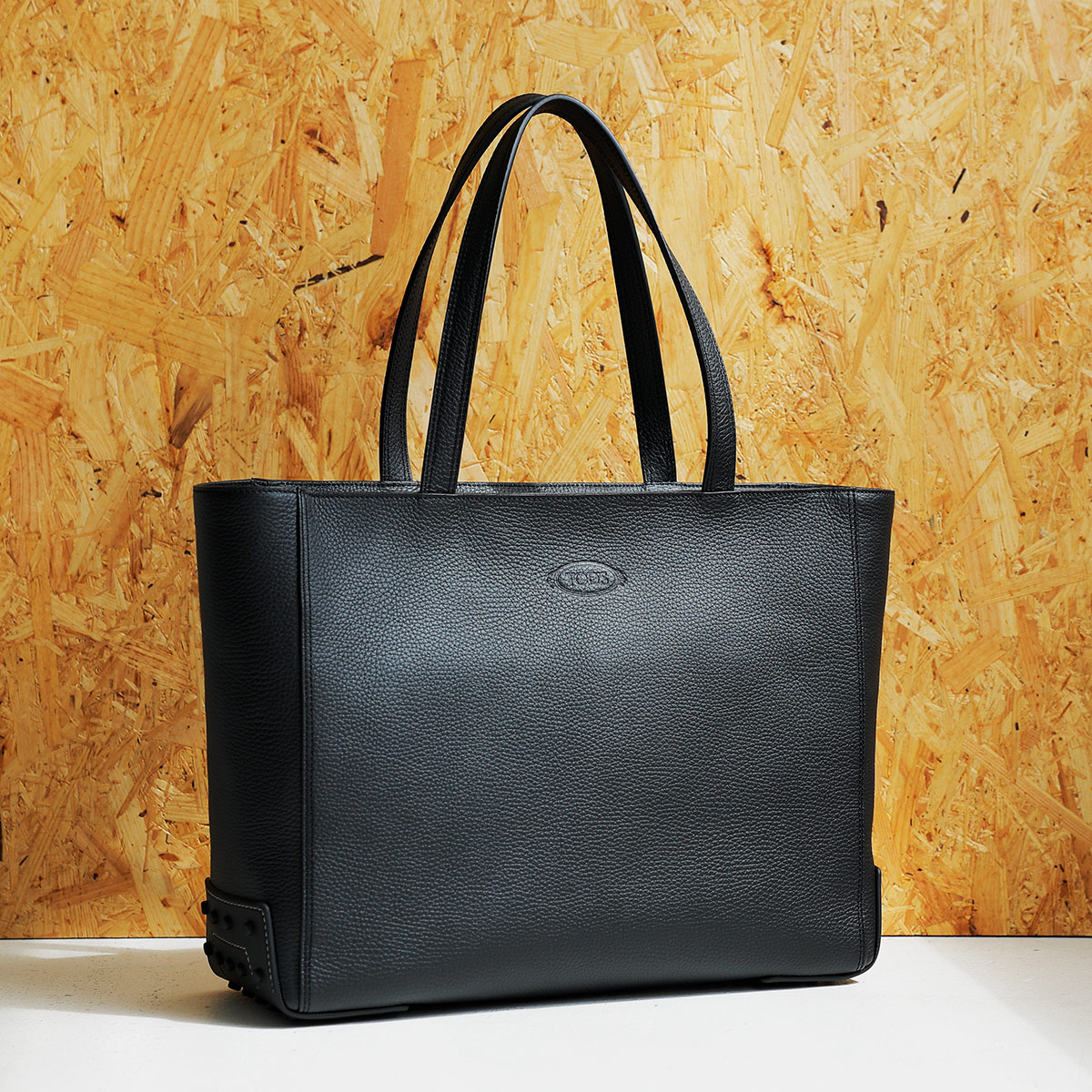 一生使い続けたい。持ち主自身の品も格も挙げてくれる“憧れバッグ”、その魅力とは？