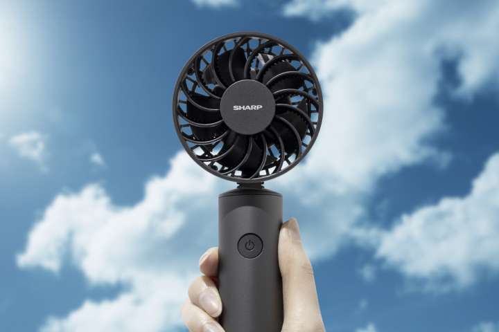 涼しいだけじゃない。気になる汗臭ともサヨナラ！ プラズマクラスター