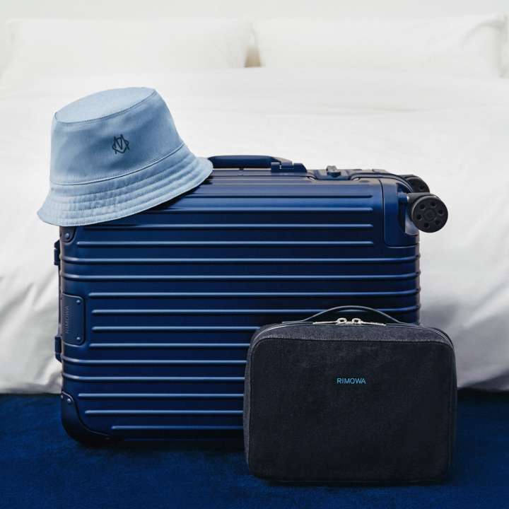 旅行にも出張にも連れていきたい。そんな気持ちにさせるリモワの上品