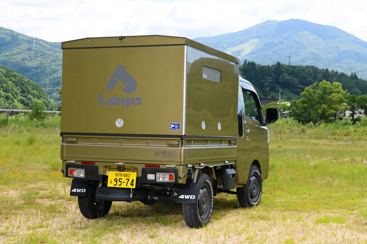 約40万円の軽トラ用パネルキット「ランプス」で軽トラが趣味クルマに大変身。自分で取り付けも可