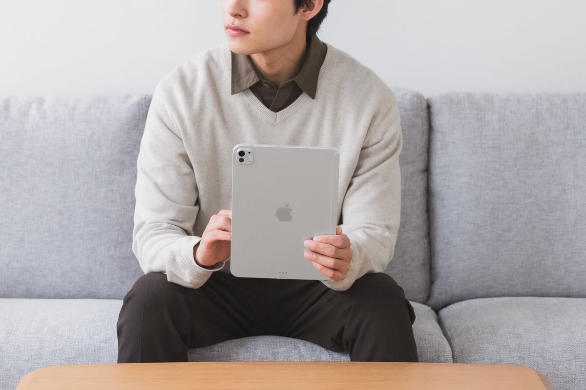 “ほぼ裸”はダテじゃない。薄～いiPad Proだからこそ理想のケースも超薄です