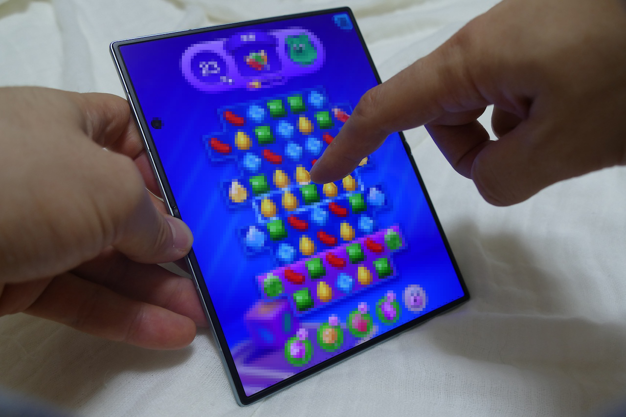 パズルゲームを縦向きでプレイ